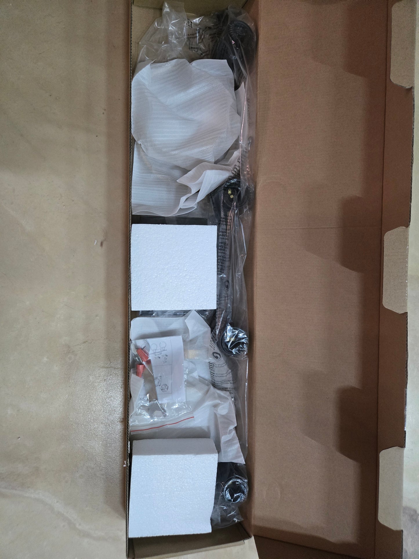 Vanity Light Fixtures, 4-Light E26, Over-Mirror Lighting, Iron, Bathroom, Bedroom, Makeup, Wall Sconce (Bulbs Not Included)