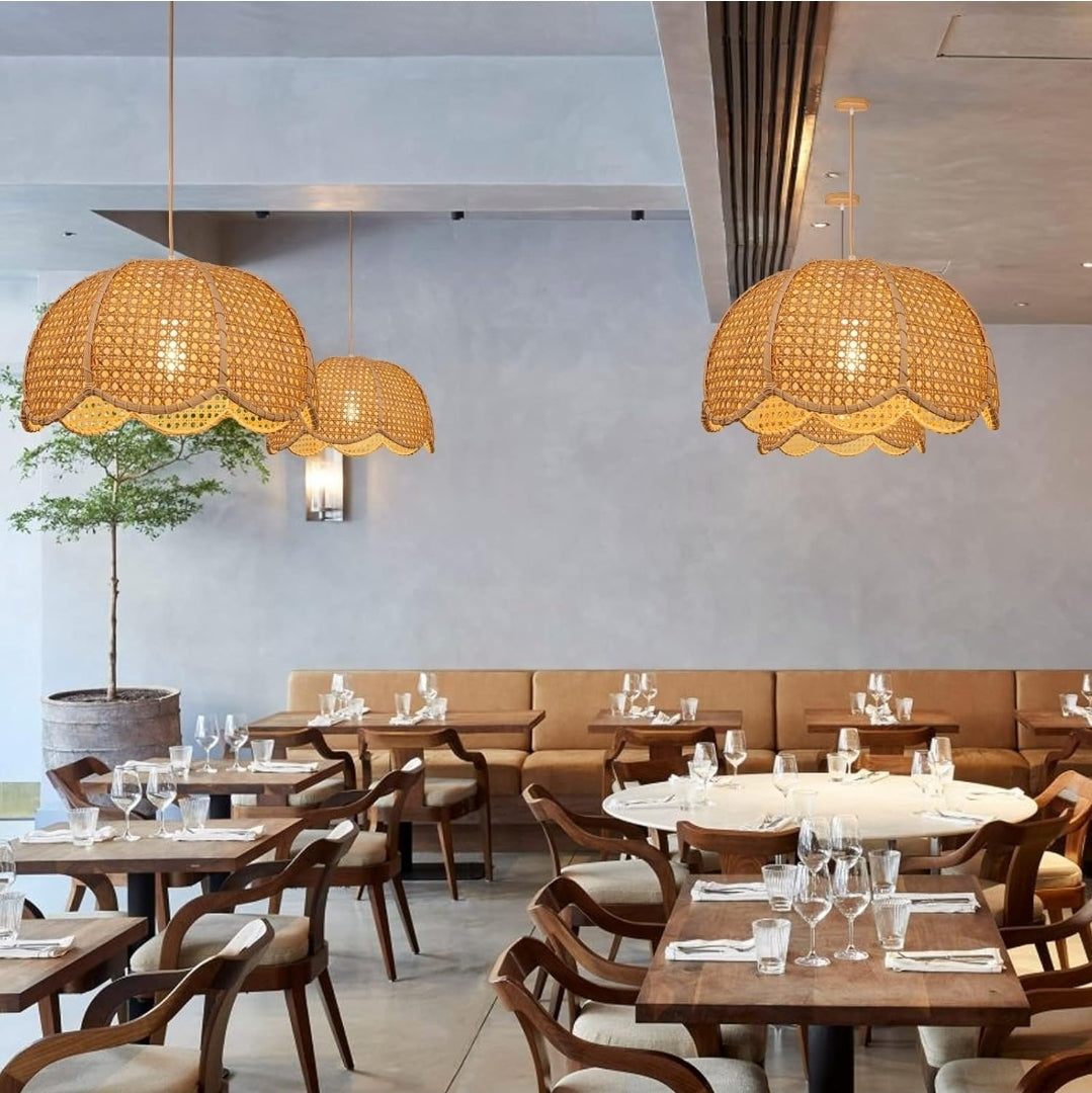Arturesthome Rattan Woven Pendant Light, Hand-Woven Flower Shaped Ceiling Chandelier, Handmade Hanging Lamp Shade for Dining Room Bar Cafe Rustic Decor D 23.6″*12.59″